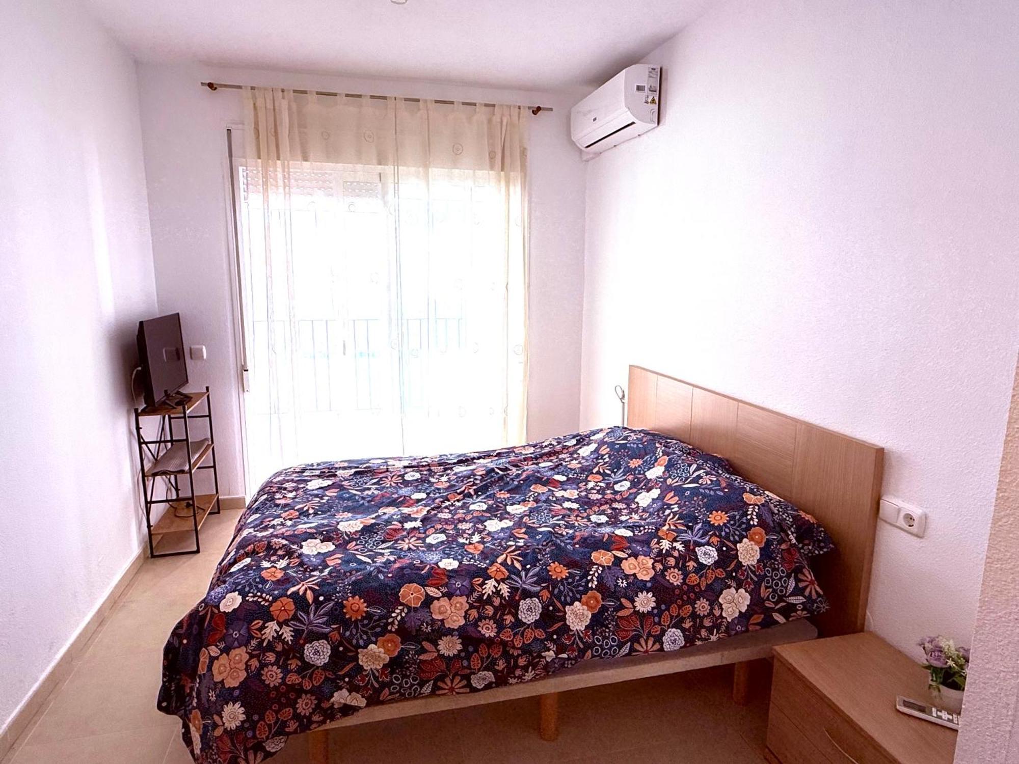 Luxurious Spacious Three Bedroom Apartment On Beachfront アルメリマル エクステリア 写真