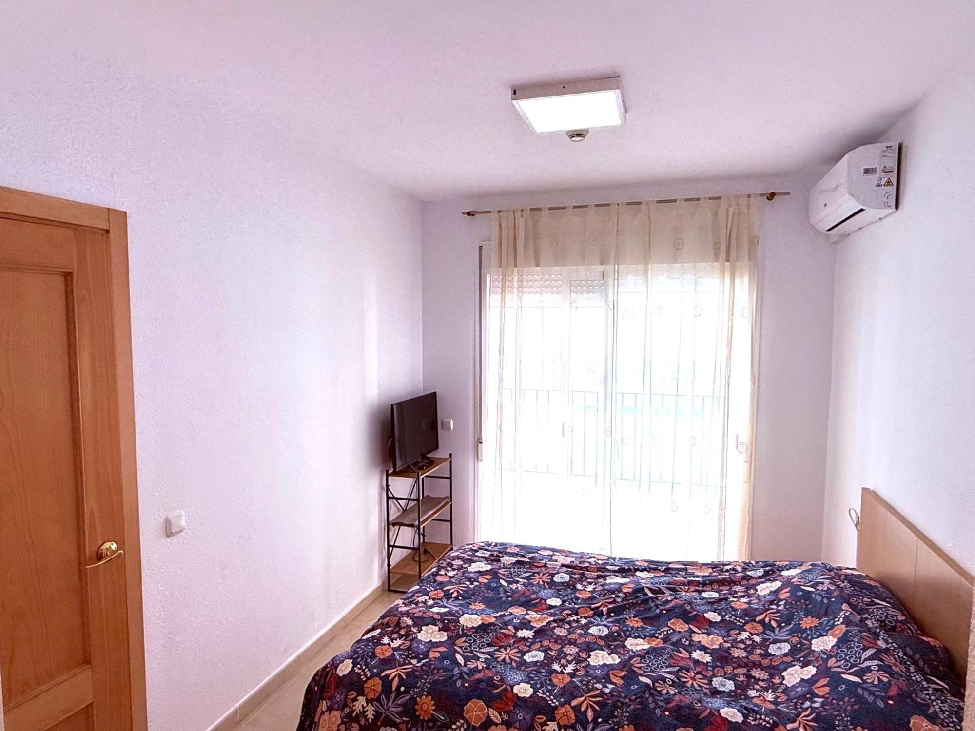 Luxurious Spacious Three Bedroom Apartment On Beachfront アルメリマル エクステリア 写真